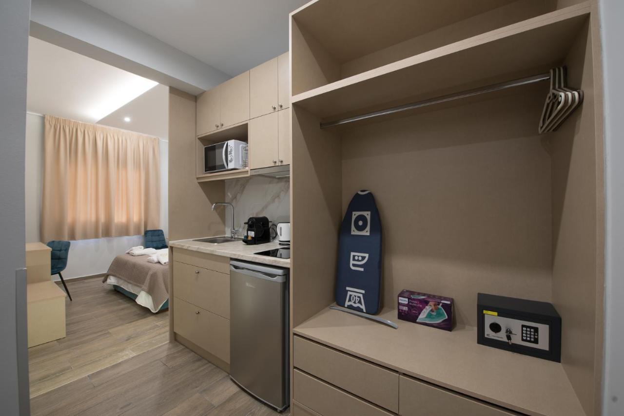 Rob Venture Suites At The Central Of Athens City Екстер'єр фото