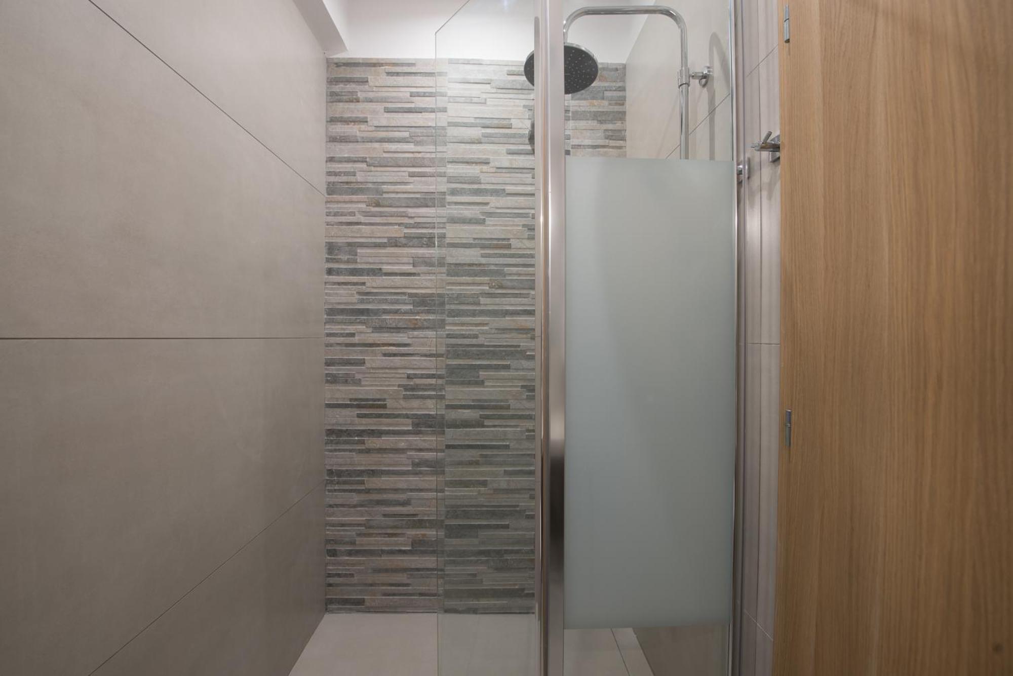 Rob Venture Suites At The Central Of Athens City Екстер'єр фото